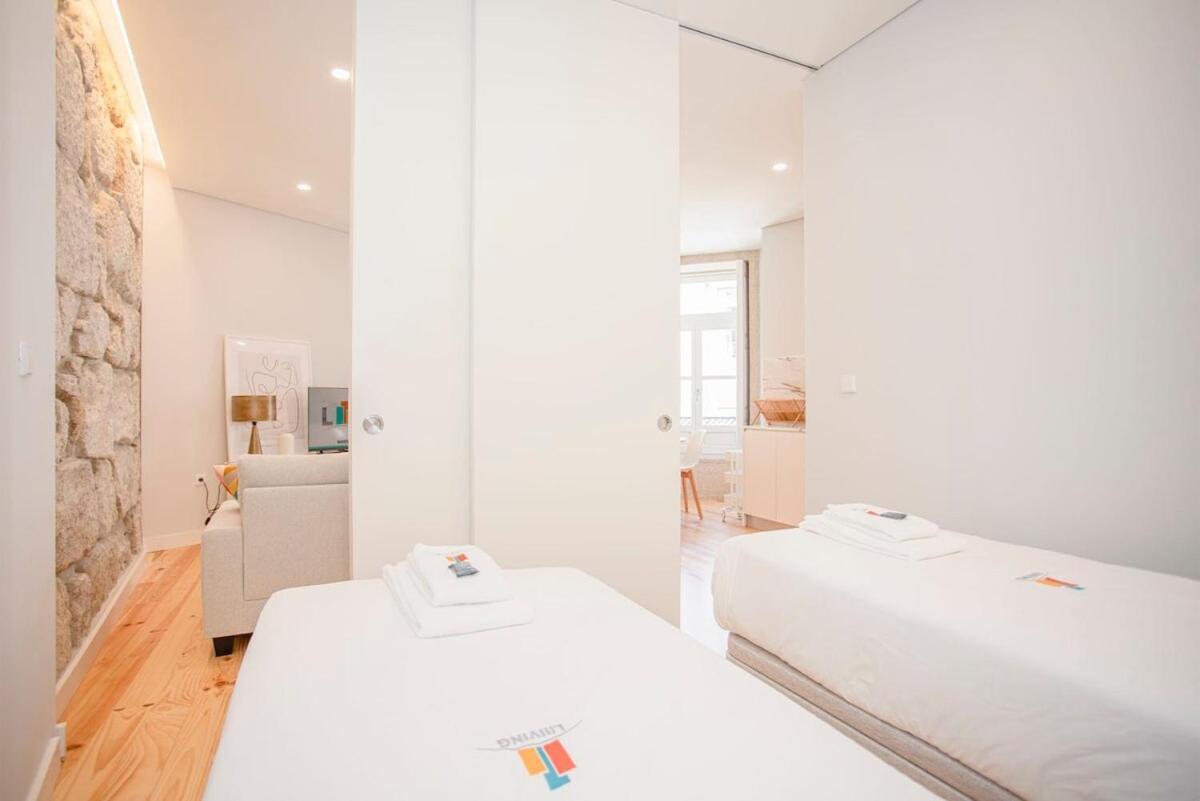 Liiiving In Porto - Aliados Stone Apartment Εξωτερικό φωτογραφία